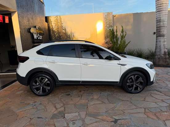 VOLKSWAGEN-NIVUS-1.0 200 TSI TOTAL FLEX HIGHLINE AUTOMÁTICO VOLKSWAGEN-NIVUS-2024