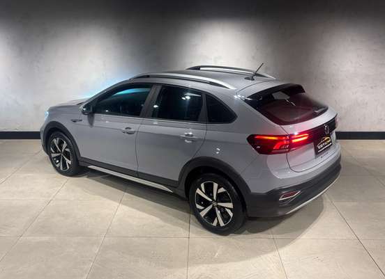 VOLKSWAGEN-NIVUS-1.0 200 TSI TOTAL FLEX HIGHLINE AUTOMÁTICO VOLKSWAGEN-NIVUS-2023
