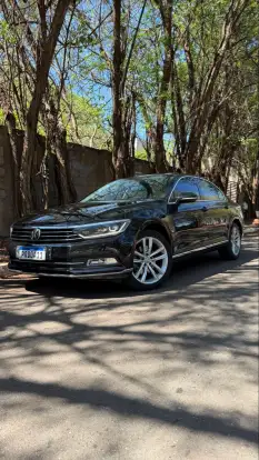 VOLKSWAGEN-PASSAT-2018