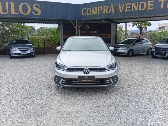 VOLKSWAGEN-POLO-2023