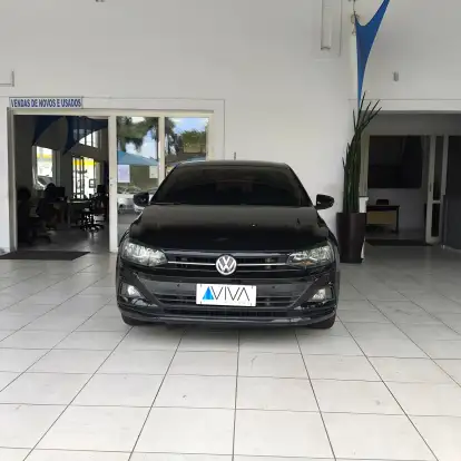 VOLKSWAGEN-POLO-2018
