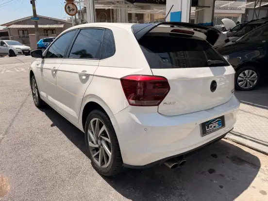 VOLKSWAGEN-POLO-1.0 200 TSI HIGHLINE AUTOMÁTICO VOLKSWAGEN-POLO-2018