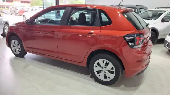 VOLKSWAGEN-POLO-2024