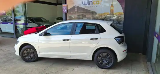 VOLKSWAGEN-POLO-2025