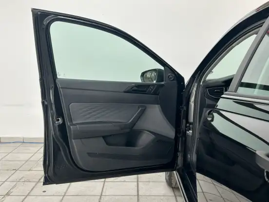 VOLKSWAGEN-POLO-2026