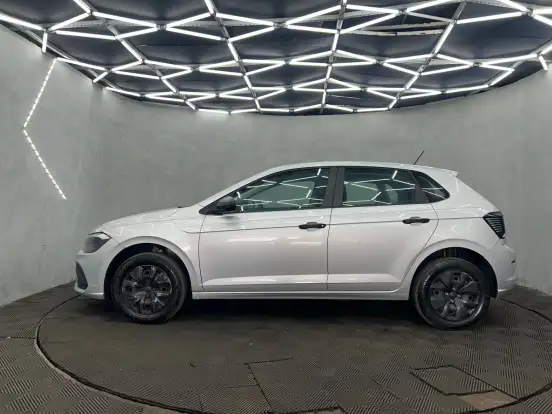 VOLKSWAGEN-POLO-2024