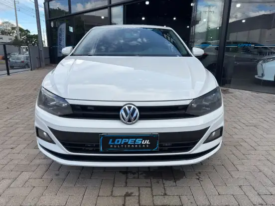 VOLKSWAGEN-POLO-2018