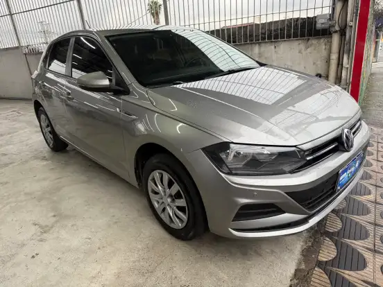 VOLKSWAGEN-POLO-2020