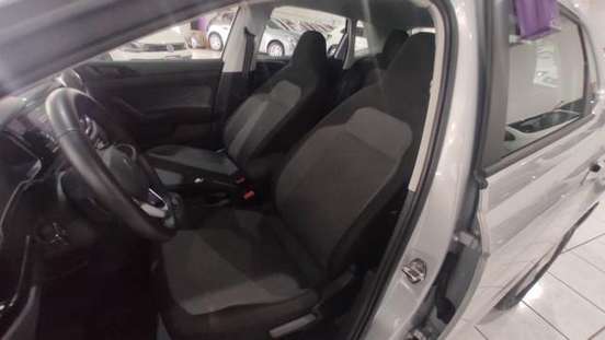 VOLKSWAGEN-POLO-2024