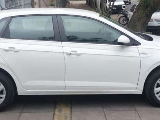 VOLKSWAGEN-POLO-1.0 170 TSI COMFORTLINE AUTOMÁTICO VOLKSWAGEN-POLO-2024