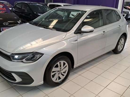 VOLKSWAGEN-POLO-1.0 170 TSI COMFORTLINE AUTOMÁTICO VOLKSWAGEN-POLO-2024