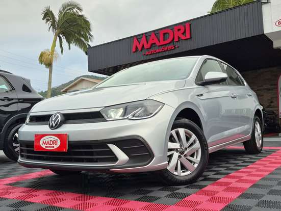 VOLKSWAGEN-POLO-2024