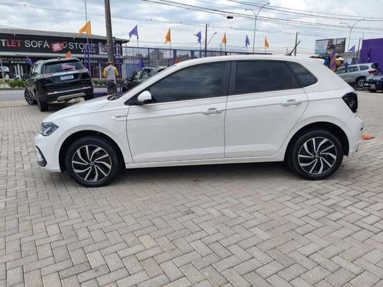VOLKSWAGEN-POLO-2024