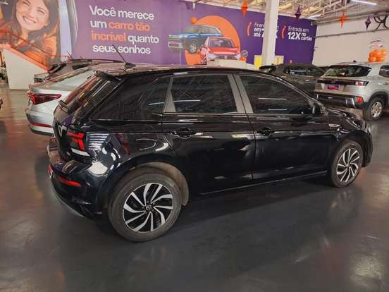 VOLKSWAGEN-POLO-2024