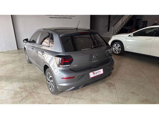 VOLKSWAGEN-POLO-1.0 170 TSI HIGHLINE AUTOMÁTICO VOLKSWAGEN-POLO-2023