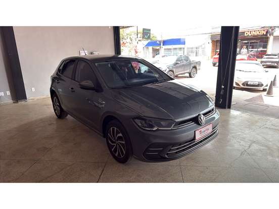 VOLKSWAGEN-POLO-2023
