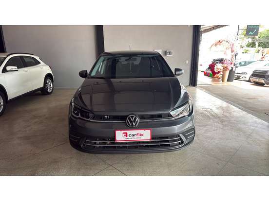 VOLKSWAGEN-POLO-1.0 170 TSI HIGHLINE AUTOMÁTICO VOLKSWAGEN-POLO-2023