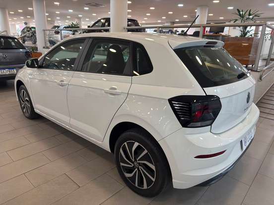 VOLKSWAGEN-POLO-2025
