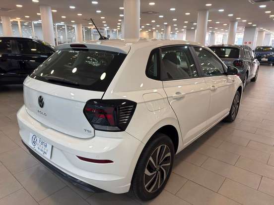 VOLKSWAGEN-POLO-2025