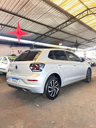 VOLKSWAGEN-POLO-2024