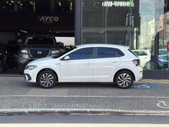 VOLKSWAGEN-POLO-2025