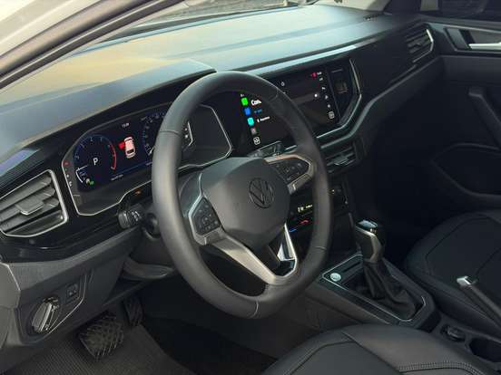 VOLKSWAGEN-POLO-2025