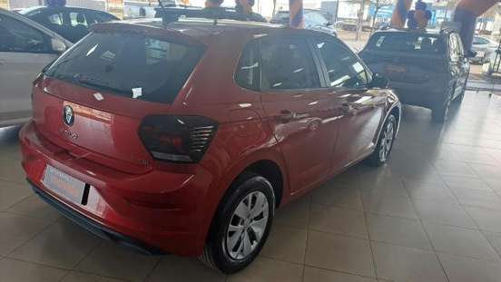 VOLKSWAGEN-POLO-2025