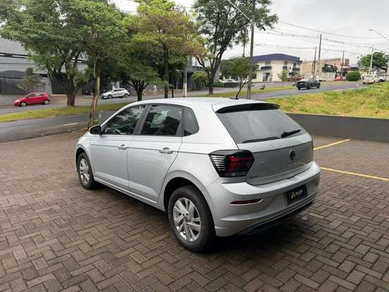 VOLKSWAGEN-POLO-2025