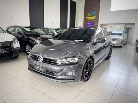 VOLKSWAGEN-POLO-2021