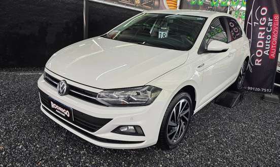 VOLKSWAGEN-POLO-2018