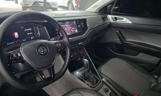 VOLKSWAGEN-POLO-1.0 200 TSI HIGHLINE AUTOMÁTICO VOLKSWAGEN-POLO-2018