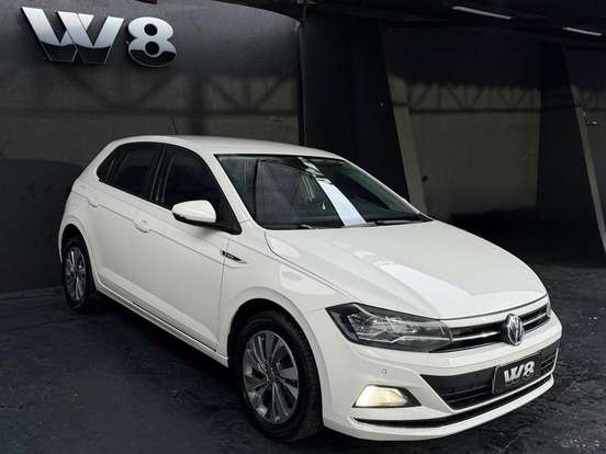 VOLKSWAGEN-POLO-2018