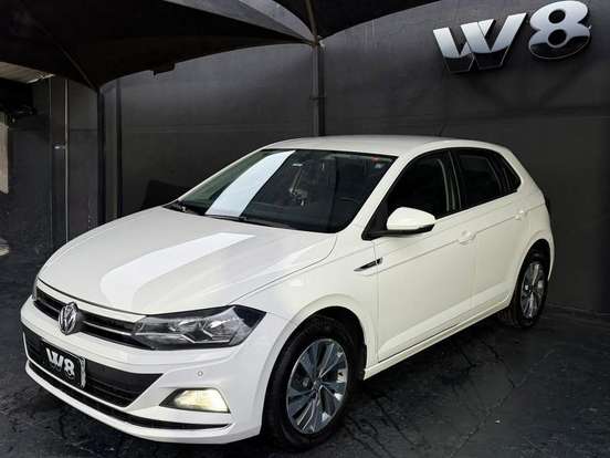 VOLKSWAGEN-POLO-1.0 200 TSI HIGHLINE AUTOMÁTICO VOLKSWAGEN-POLO-2018