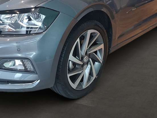 VOLKSWAGEN-POLO-2019