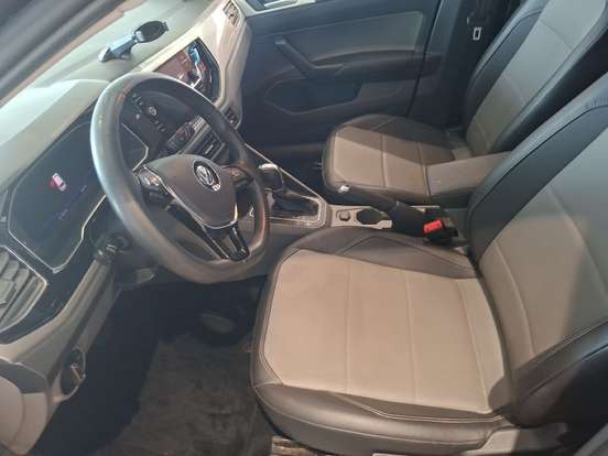 VOLKSWAGEN-POLO-1.0 200 TSI HIGHLINE AUTOMÁTICO VOLKSWAGEN-POLO-2019