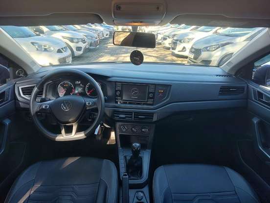 VOLKSWAGEN-POLO-2024