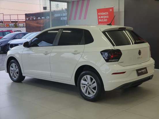 VOLKSWAGEN-POLO-2024