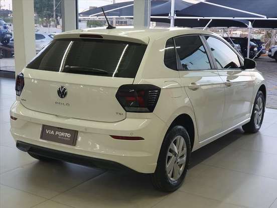 VOLKSWAGEN-POLO-2024