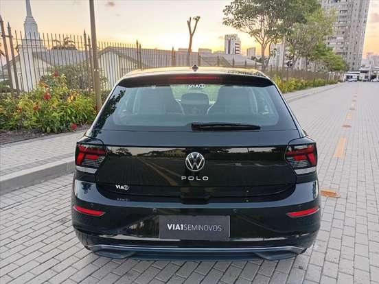 VOLKSWAGEN-POLO-2022