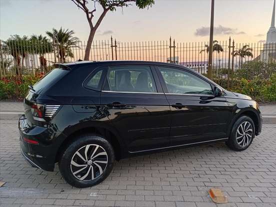 VOLKSWAGEN-POLO-2022