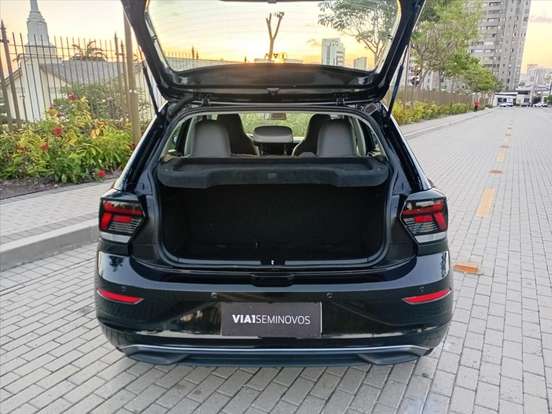 VOLKSWAGEN-POLO-2022
