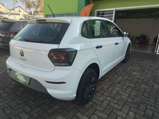 VOLKSWAGEN-POLO-2025