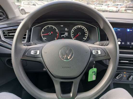 VOLKSWAGEN-POLO-2025