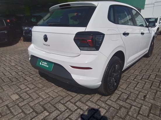 VOLKSWAGEN-POLO-2025