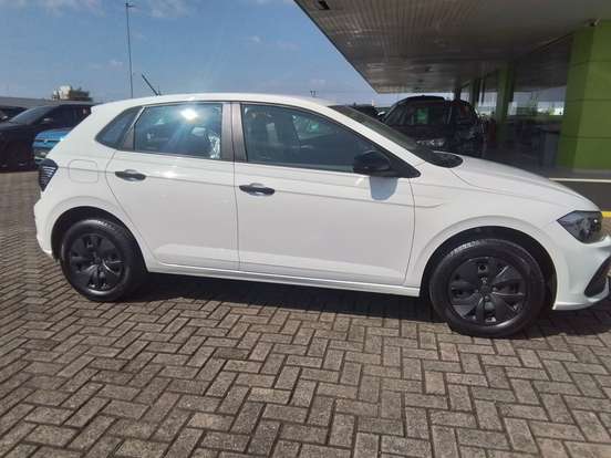 VOLKSWAGEN-POLO-2025