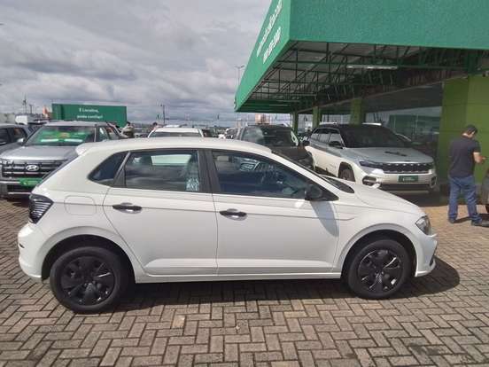 VOLKSWAGEN-POLO-2025