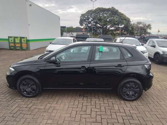 VOLKSWAGEN-POLO-2025