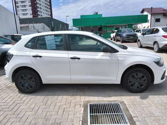 VOLKSWAGEN-POLO-2025