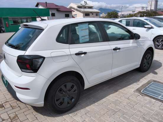 VOLKSWAGEN-POLO-2025