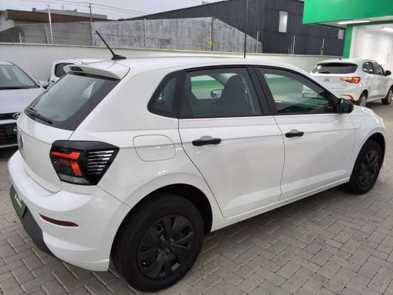VOLKSWAGEN-POLO-2025